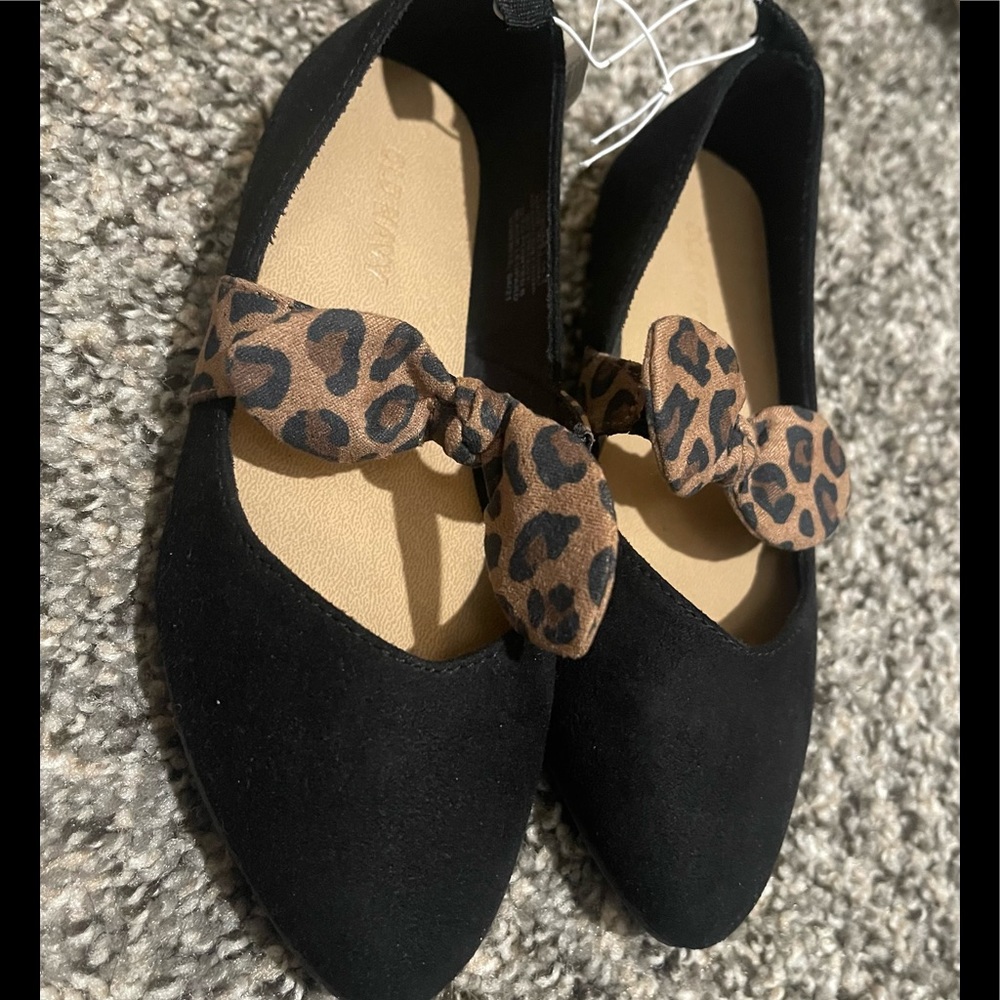 Old navy shoes